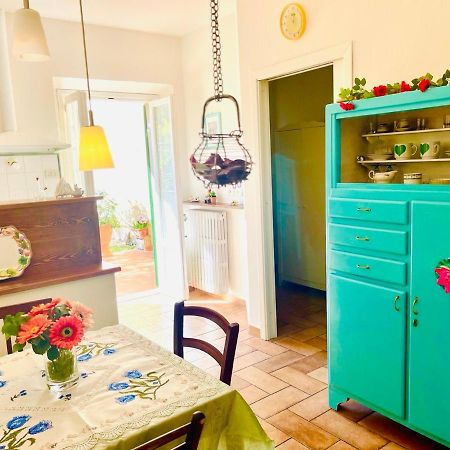 The Garden House Apartment ฟลอเรนซ์ ภายนอก รูปภาพ